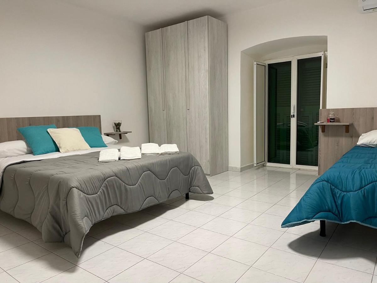 Geppino'S Home نابولي المظهر الخارجي الصورة