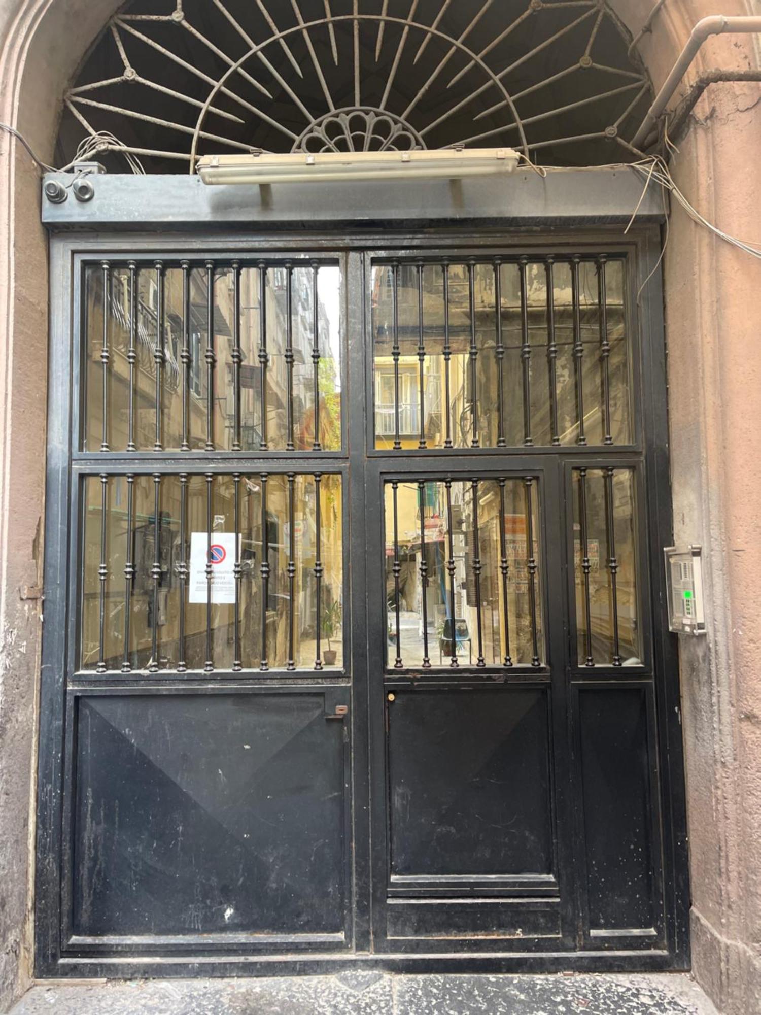 Geppino'S Home نابولي المظهر الخارجي الصورة